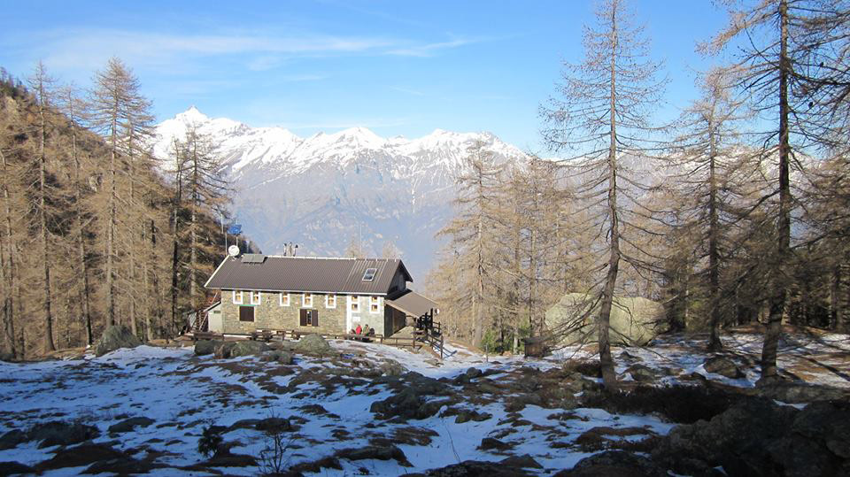 rifugio-toesca-gallery-1-1